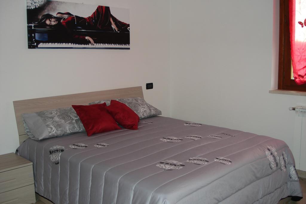 Casa La Pineta Villa Pievescola Kamer foto