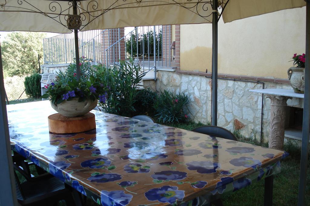 Casa La Pineta Villa Pievescola Buitenkant foto